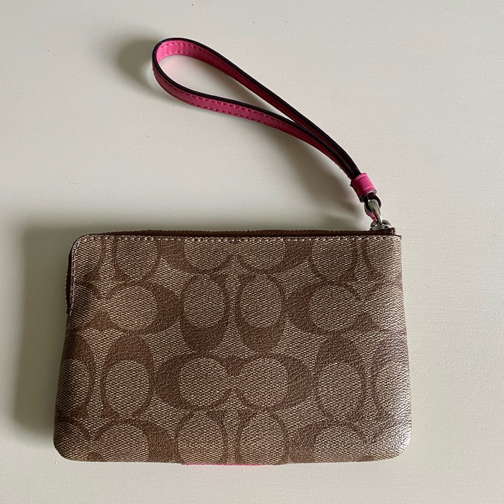 Coach wristlet - Picture 2 of 3